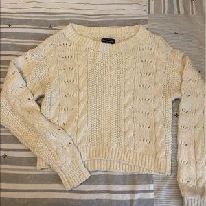 Abercrombie & Fitch Cropped Sweater